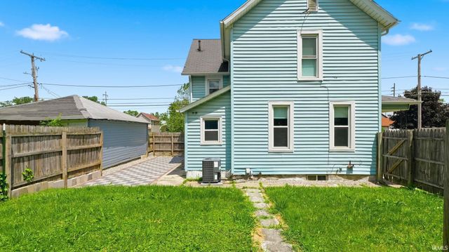 2016 Oakley Street, Fort Wayne, IN 46802