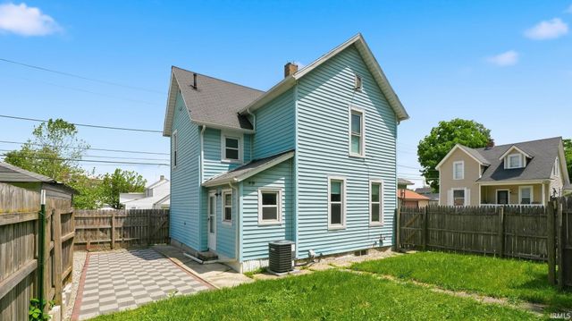 2016 Oakley Street, Fort Wayne, IN 46802