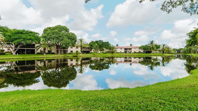 9277 Vista Del Lago 39B, Boca Raton, FL 33428
