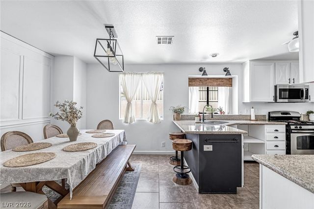 3721 Calumet Farm Circle, North Las Vegas, NV 89031