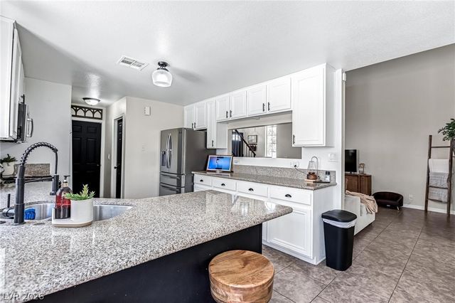 3721 Calumet Farm Circle, North Las Vegas, NV 89031