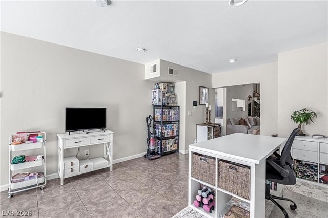 3721 Calumet Farm Circle, North Las Vegas, NV 89031
