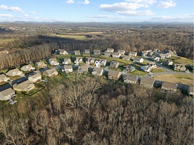 7131 Sky Meadow Dr, NW, College Grove, TN 37046