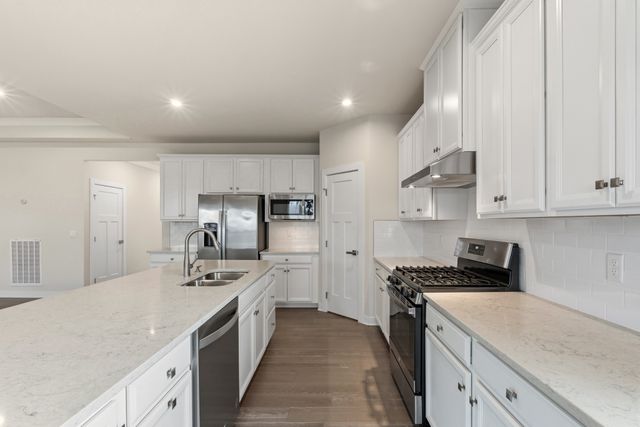 7131 Sky Meadow Dr, NW, College Grove, TN 37046