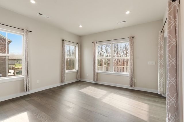 7131 Sky Meadow Dr, NW, College Grove, TN 37046