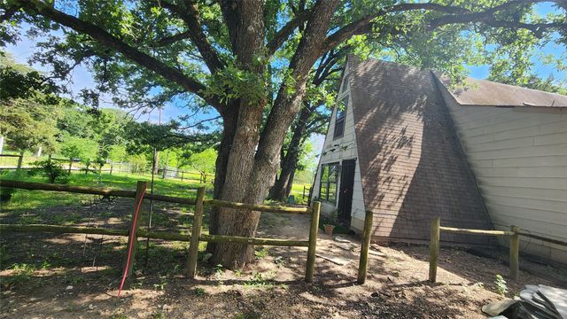 123 Private Road 7827, Wills Point, TX 75169
