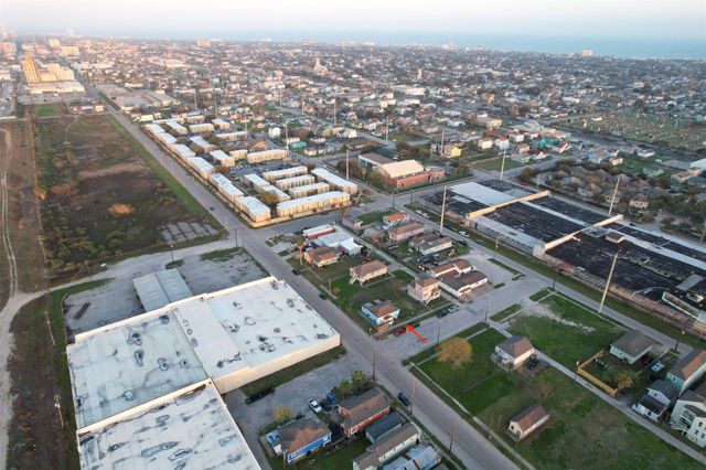 604 42nd Street, Galveston, TX 77550