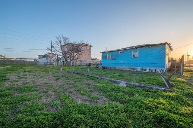 604 42nd Street, Galveston, TX 77550