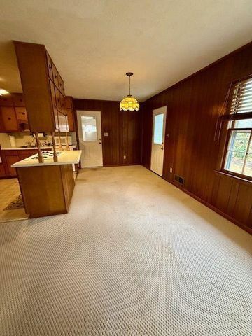 1840 Flat Shoals SE Road, Conyers, GA 30013