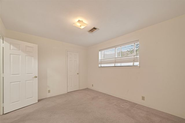 6739 Grovewood Lane, Houston, TX 77008