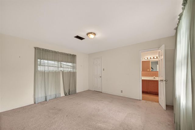 6739 Grovewood Lane, Houston, TX 77008