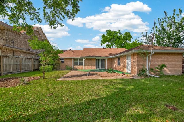 6739 Grovewood Lane, Houston, TX 77008