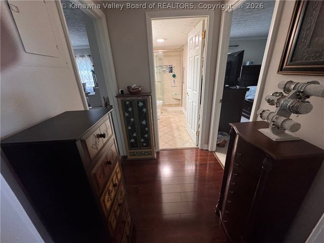 2106 Kanawha Boulevard E 623, Charleston, WV 25311