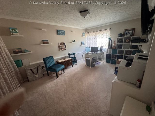2106 Kanawha Boulevard E 623, Charleston, WV 25311