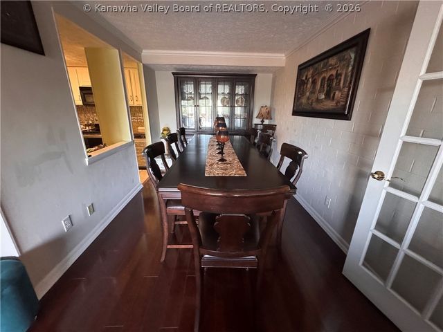 2106 Kanawha Boulevard E 623, Charleston, WV 25311
