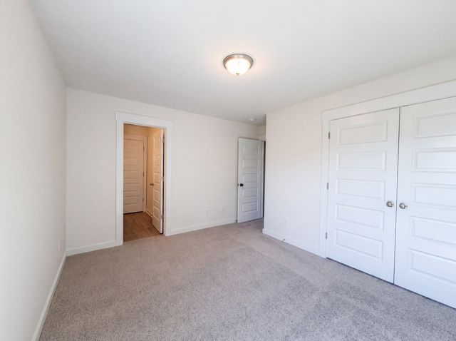 3372 Vinemont Dr, Thompsons Station, TN 37179