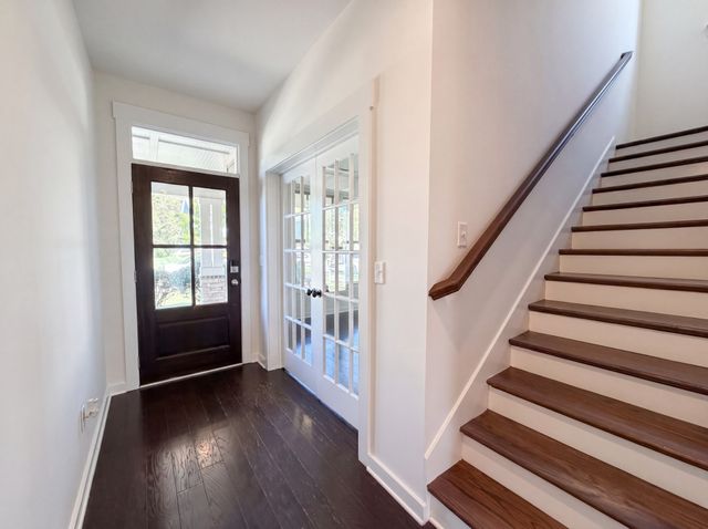 3372 Vinemont Dr, Thompsons Station, TN 37179