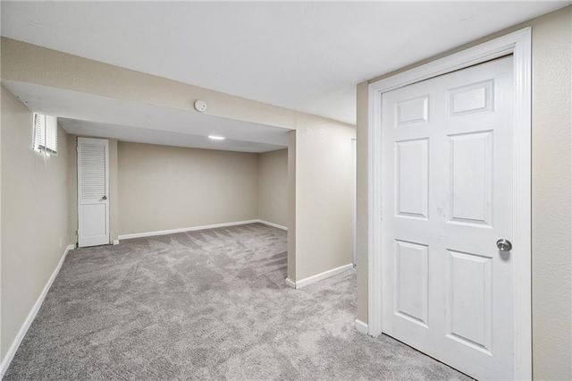 16412 E 32nd Street S, Independence, MO 64055