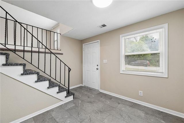 16412 E 32nd Street S, Independence, MO 64055