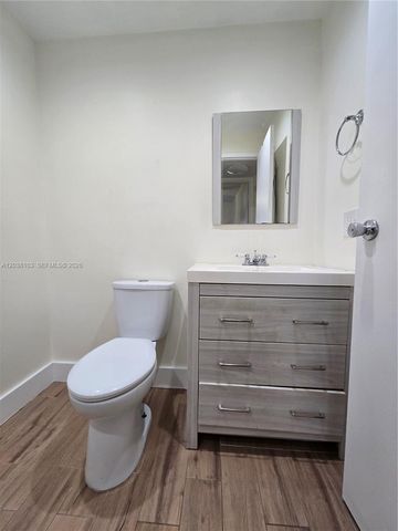 121 Saxony C 121, Delray Beach, FL 33446