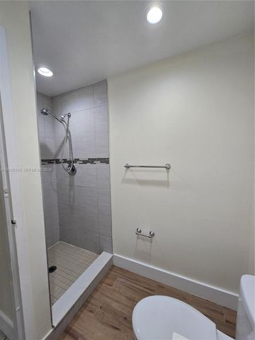121 Saxony C 121, Delray Beach, FL 33446