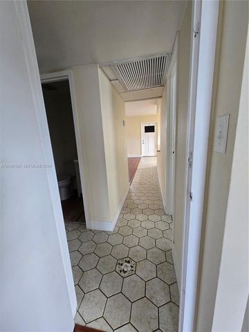 121 Saxony C 121, Delray Beach, FL 33446
