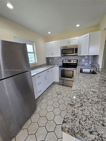 121 Saxony C 121, Delray Beach, FL 33446