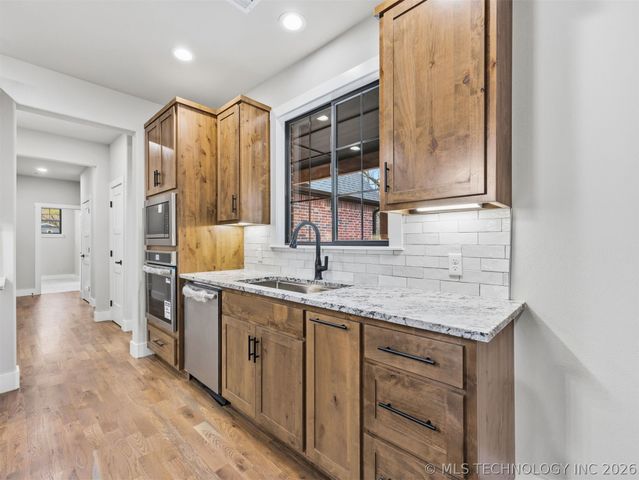 16486 S 333rd East Avenue, Coweta, OK 74429