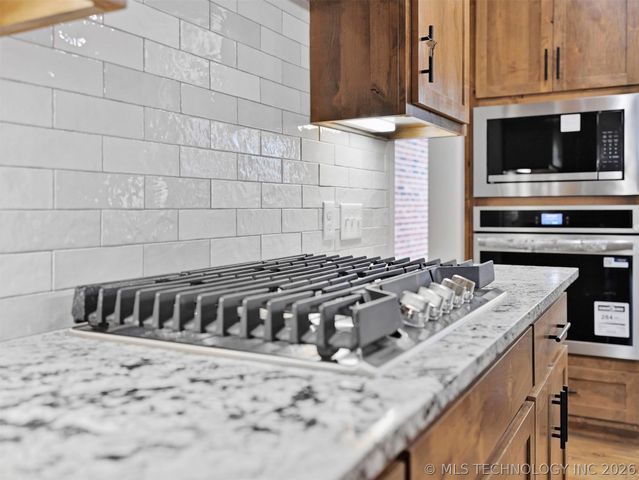 16486 S 333rd East Avenue, Coweta, OK 74429