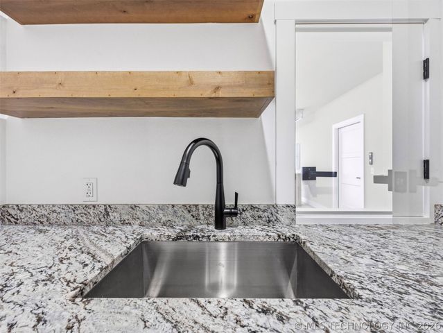 16486 S 333rd East Avenue, Coweta, OK 74429