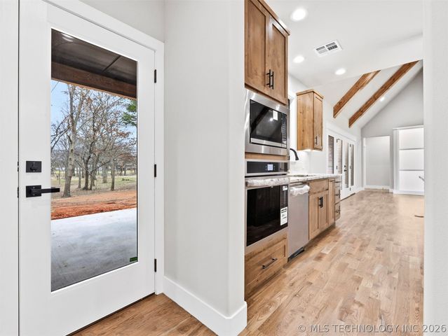 16486 S 333rd East Avenue, Coweta, OK 74429