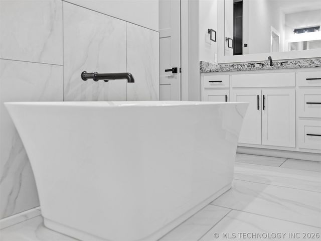 16486 S 333rd East Avenue, Coweta, OK 74429