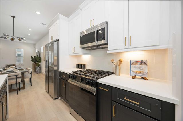 7809 Amelia Road B, Houston, TX 77055