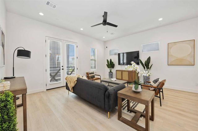 7809 Amelia Road B, Houston, TX 77055