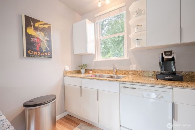 845 3rd Avenue NW, Issaquah, WA 98027