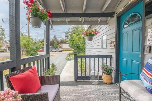 845 3rd Avenue NW, Issaquah, WA 98027