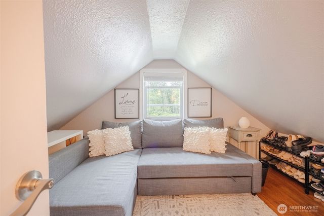 845 3rd Avenue NW, Issaquah, WA 98027