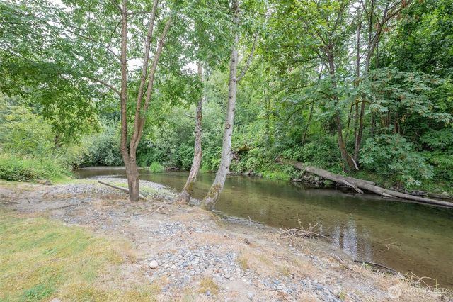 845 3rd Avenue NW, Issaquah, WA 98027