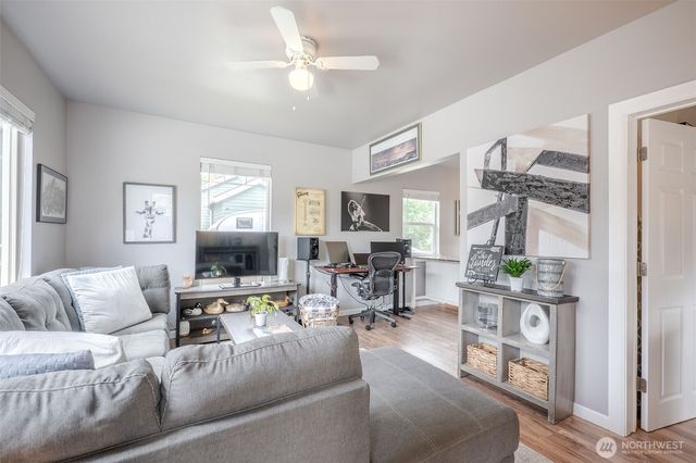 845 3rd Avenue NW, Issaquah, WA 98027