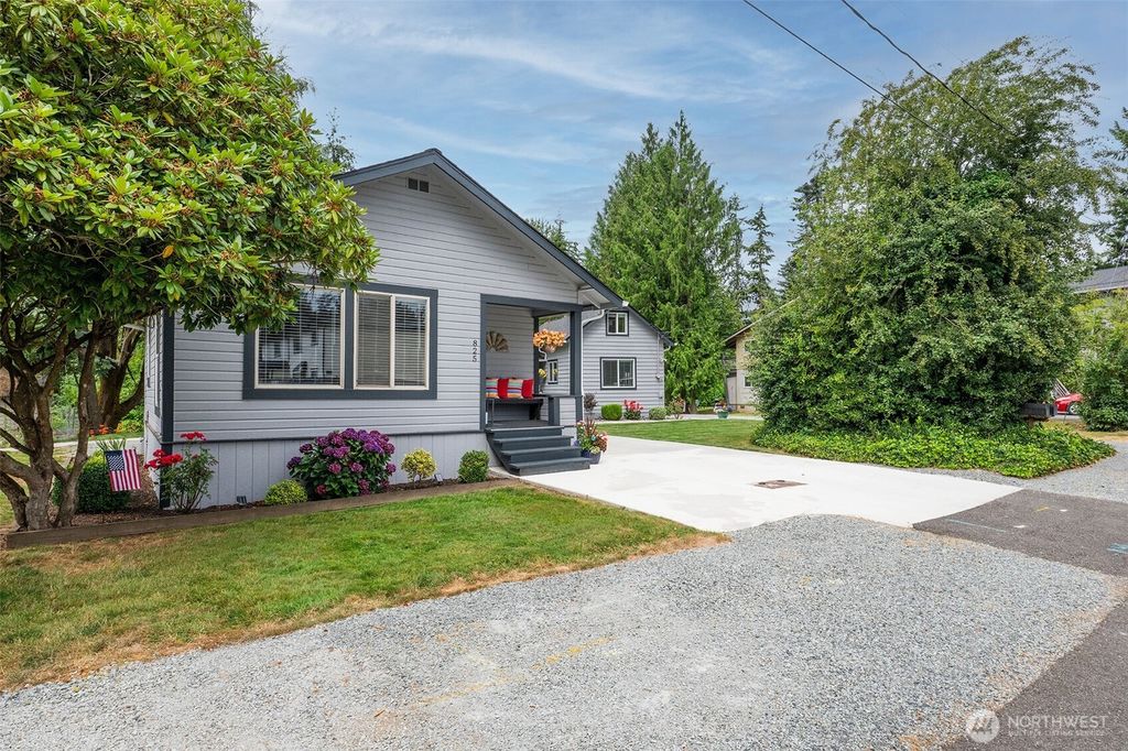 845 3rd Avenue NW, Issaquah, WA 98027