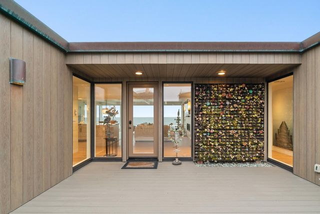 95 Cormorant Way, Watsonville, CA 95076