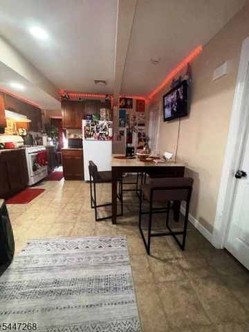 562 Summer St, Paterson City, NJ 07501