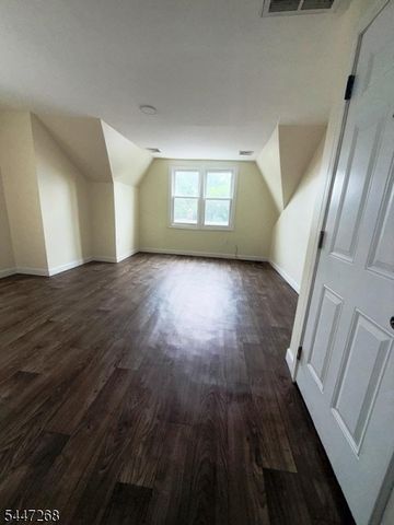 562 Summer St, Paterson City, NJ 07501