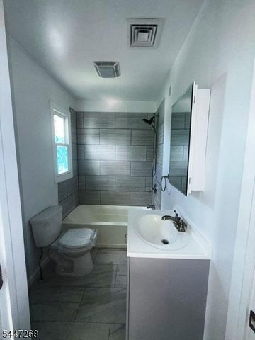 562 Summer St, Paterson City, NJ 07501