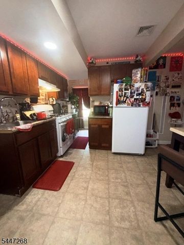 562 Summer St, Paterson City, NJ 07501