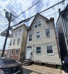 562 Summer St, Paterson City, NJ 07501
