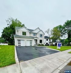 414 Tappan Road, Northvale, NJ 07647