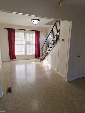 502 Spinnaker RD, Newport News, VA 23602