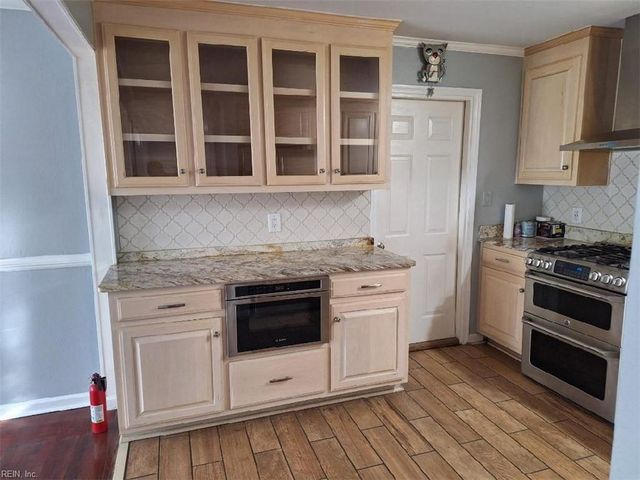 502 Spinnaker RD, Newport News, VA 23602