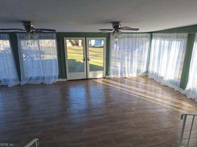 502 Spinnaker RD, Newport News, VA 23602